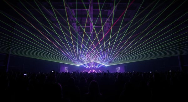 Comment réussir un spectacle laser : les secrets d'une mise en scène éblouissante
